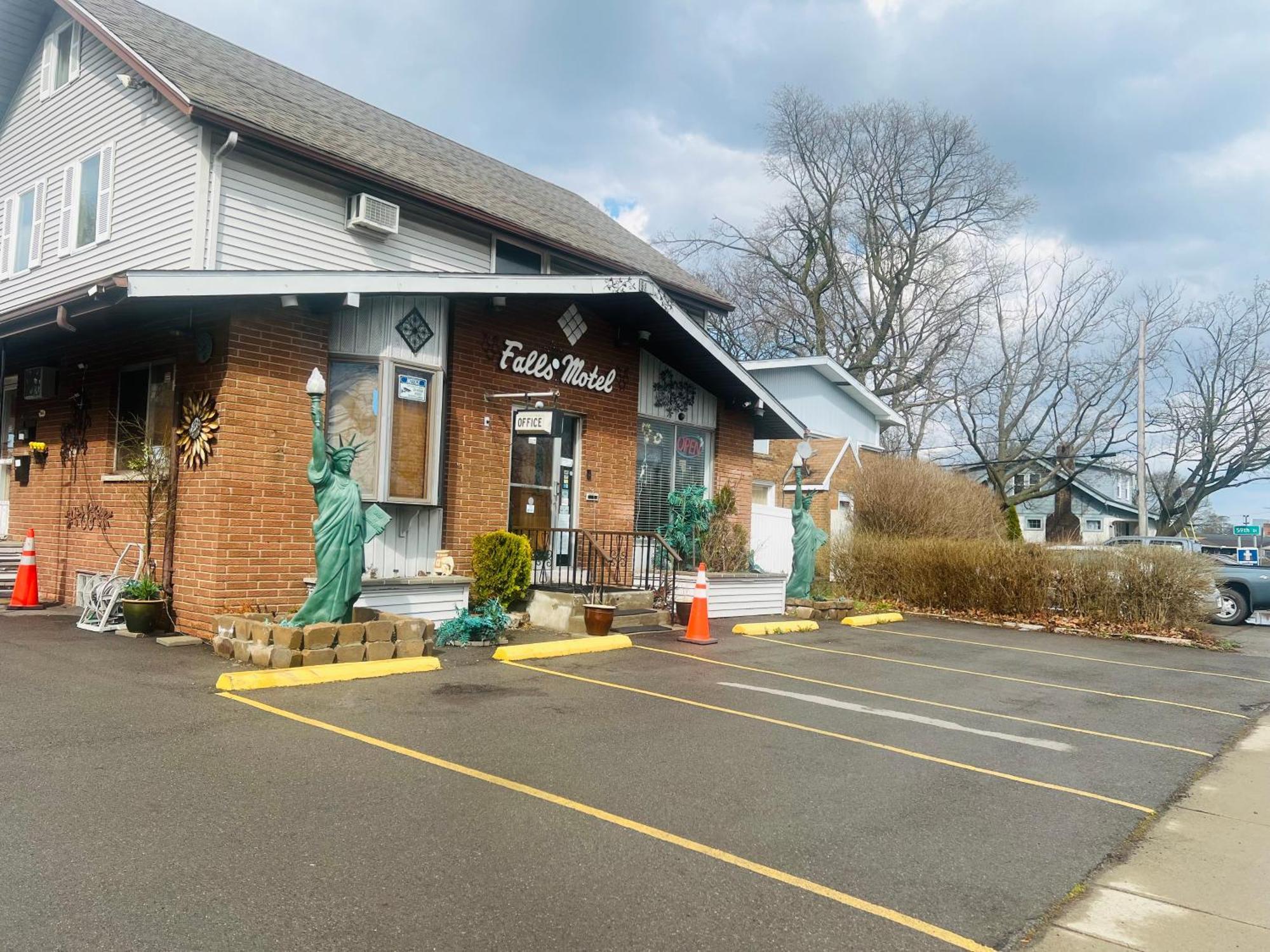 Falls Motel Niagara Falls Eksteriør bilde